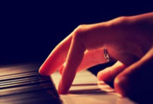 必发体育：0-1到3-2！新援超离谱乌龙助攻+又直红 英超7.3亿豪门险胜升班马.